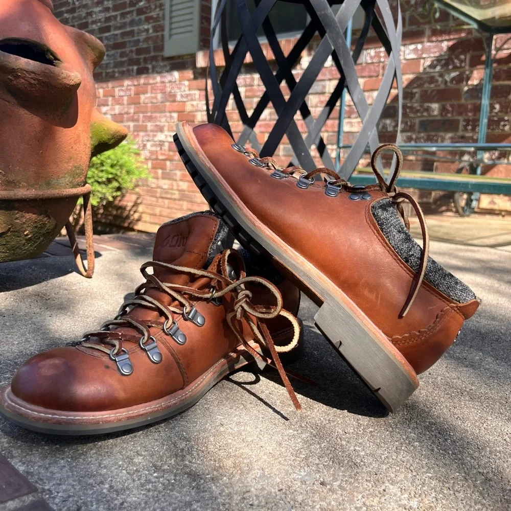 Men’s OluKai Mauna Lalo Brown Leather Hiking Boots Shoes Wool Collar 9.5